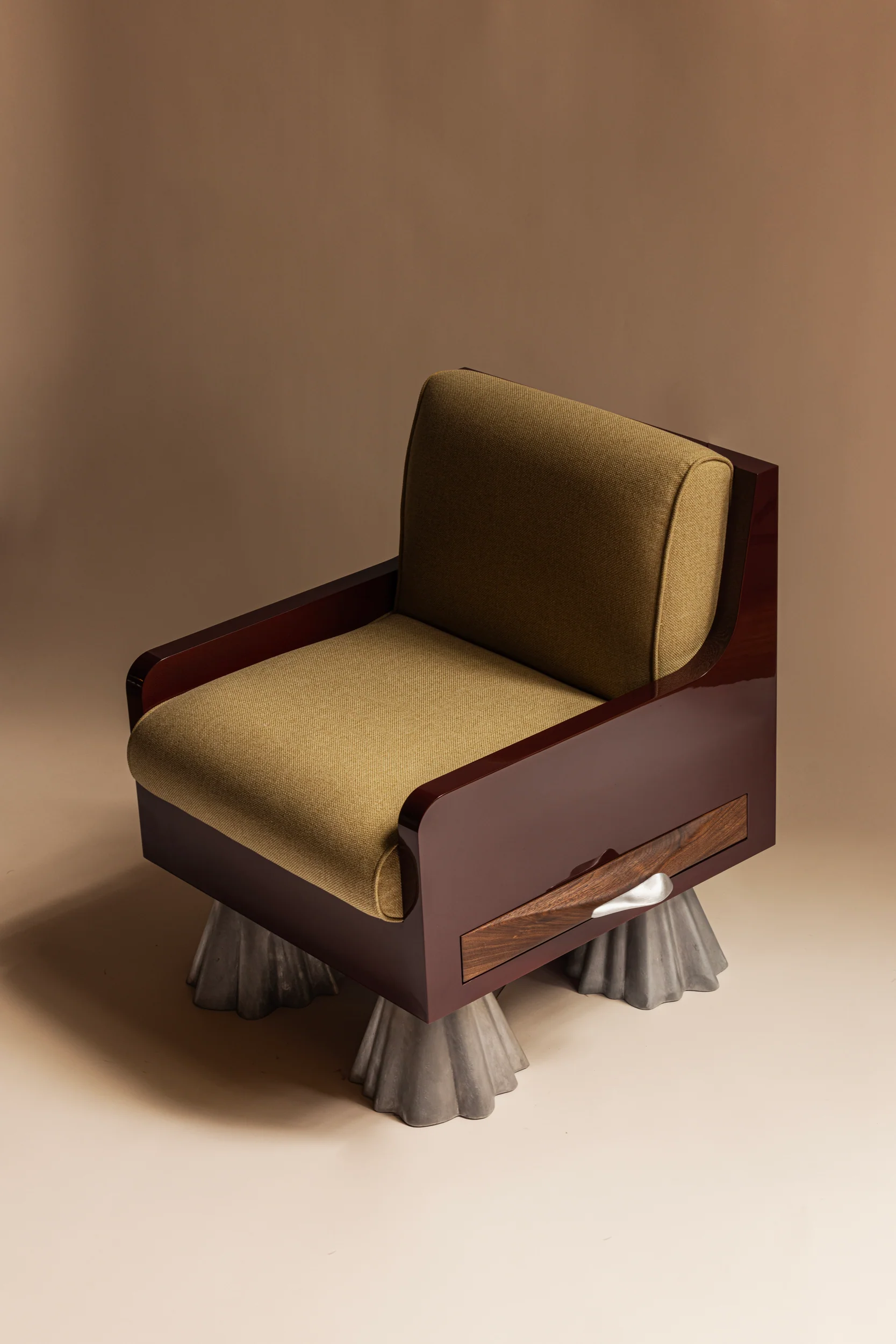 Bells & Whistles Armchair - Image 3