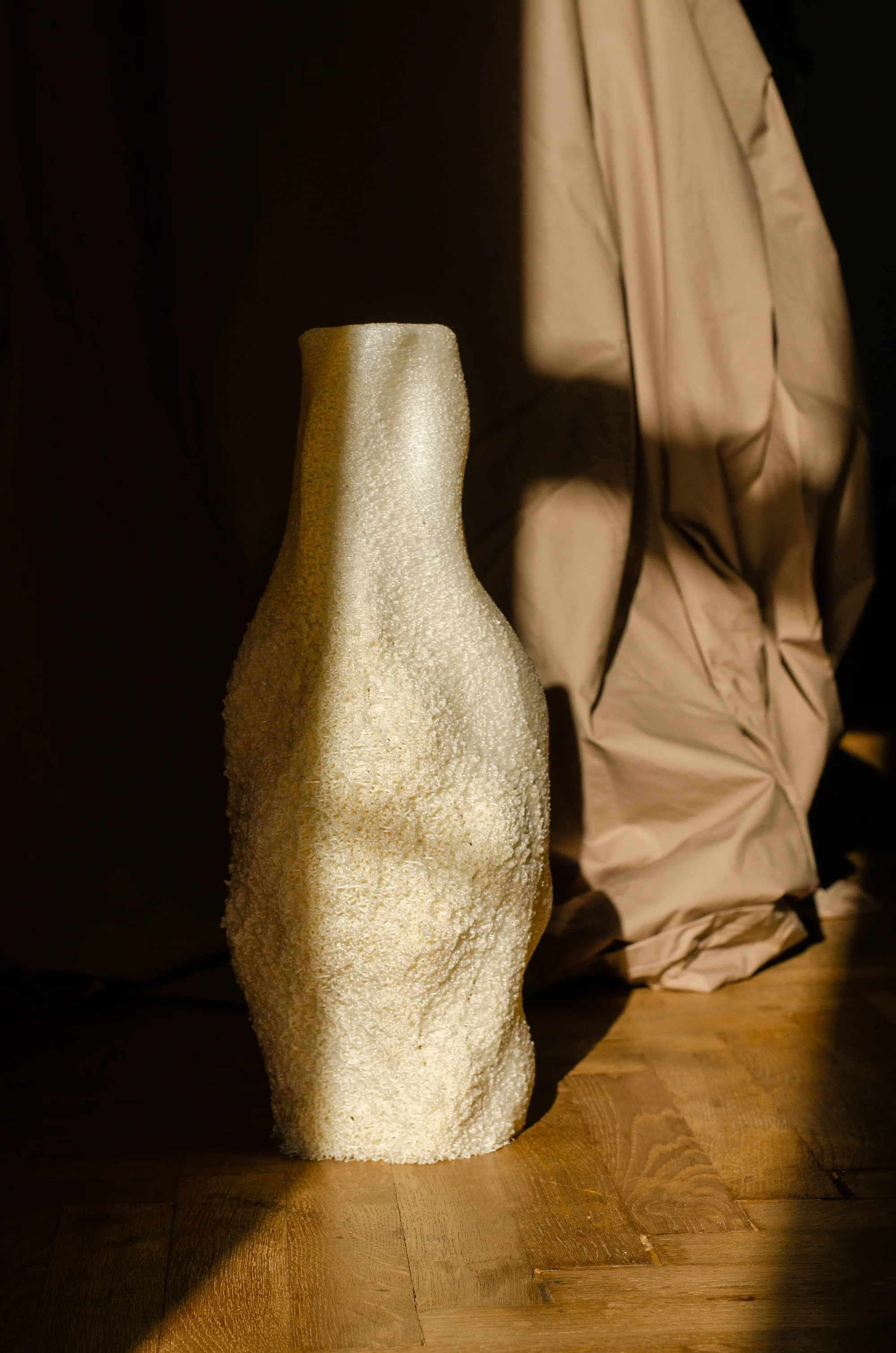 Collection 12 Vase n08 - Image 3
