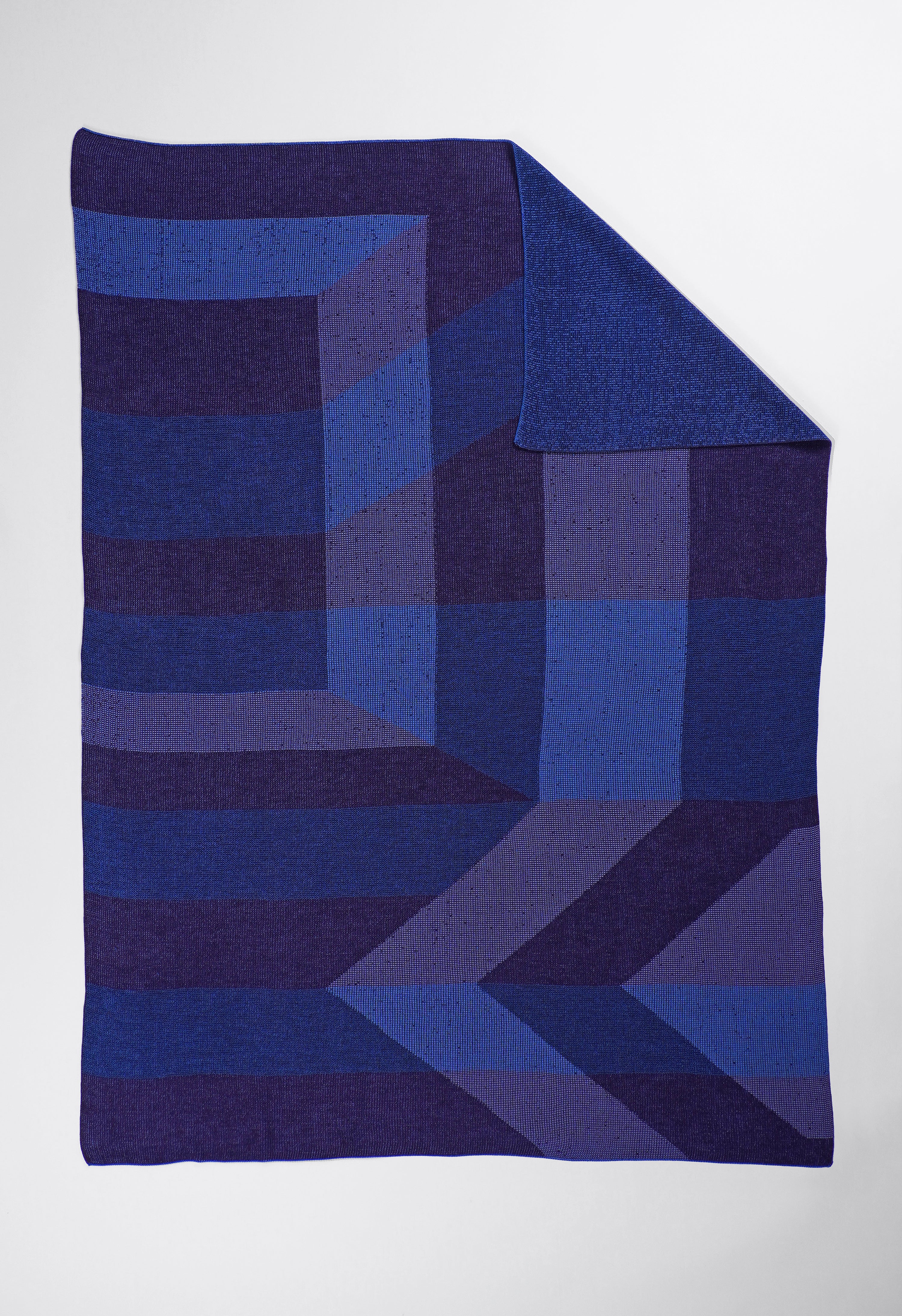 Geometric Ikat Blanket CN°3 - Image 8