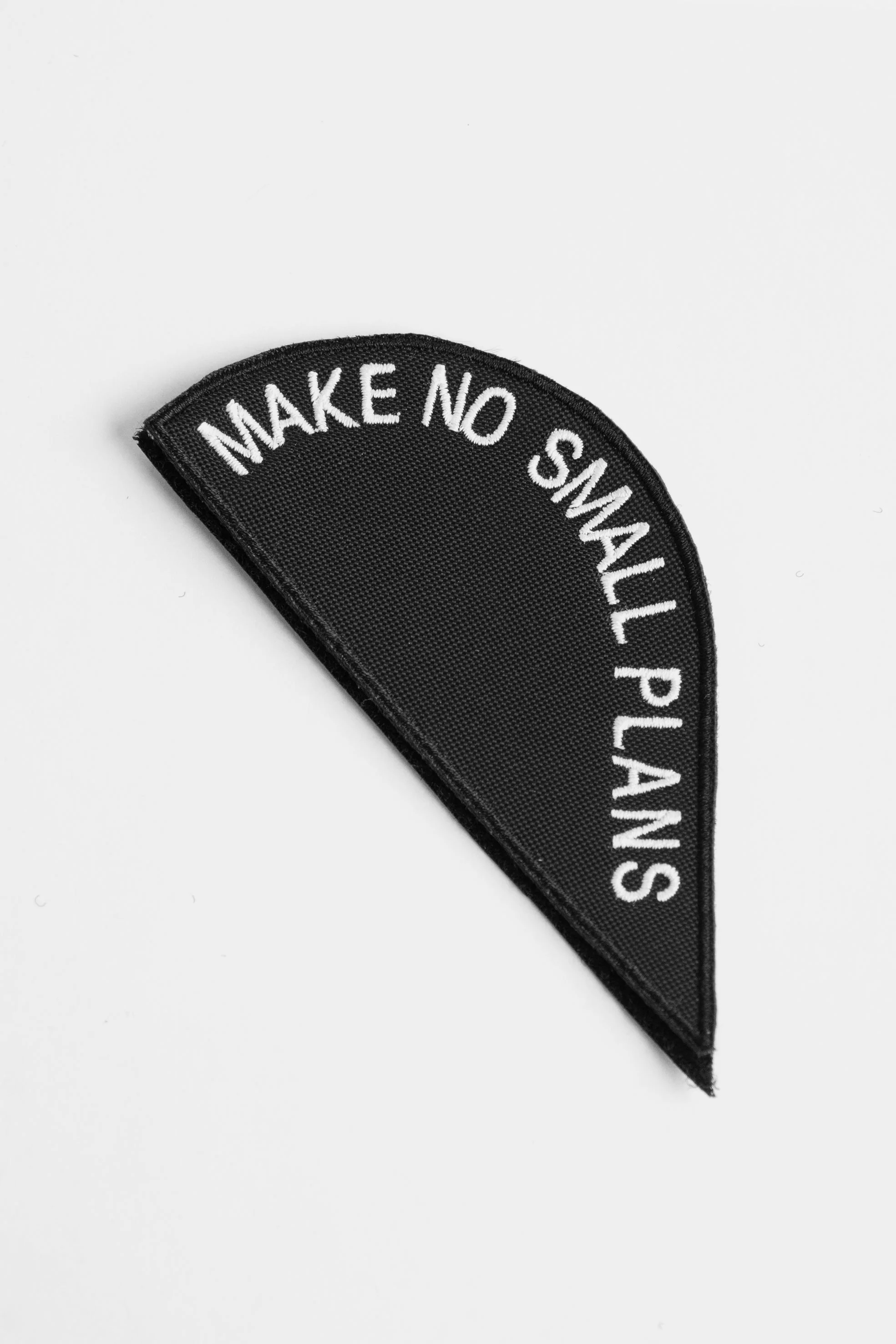 MAKE NO SMALL PLANS patch - Image 3