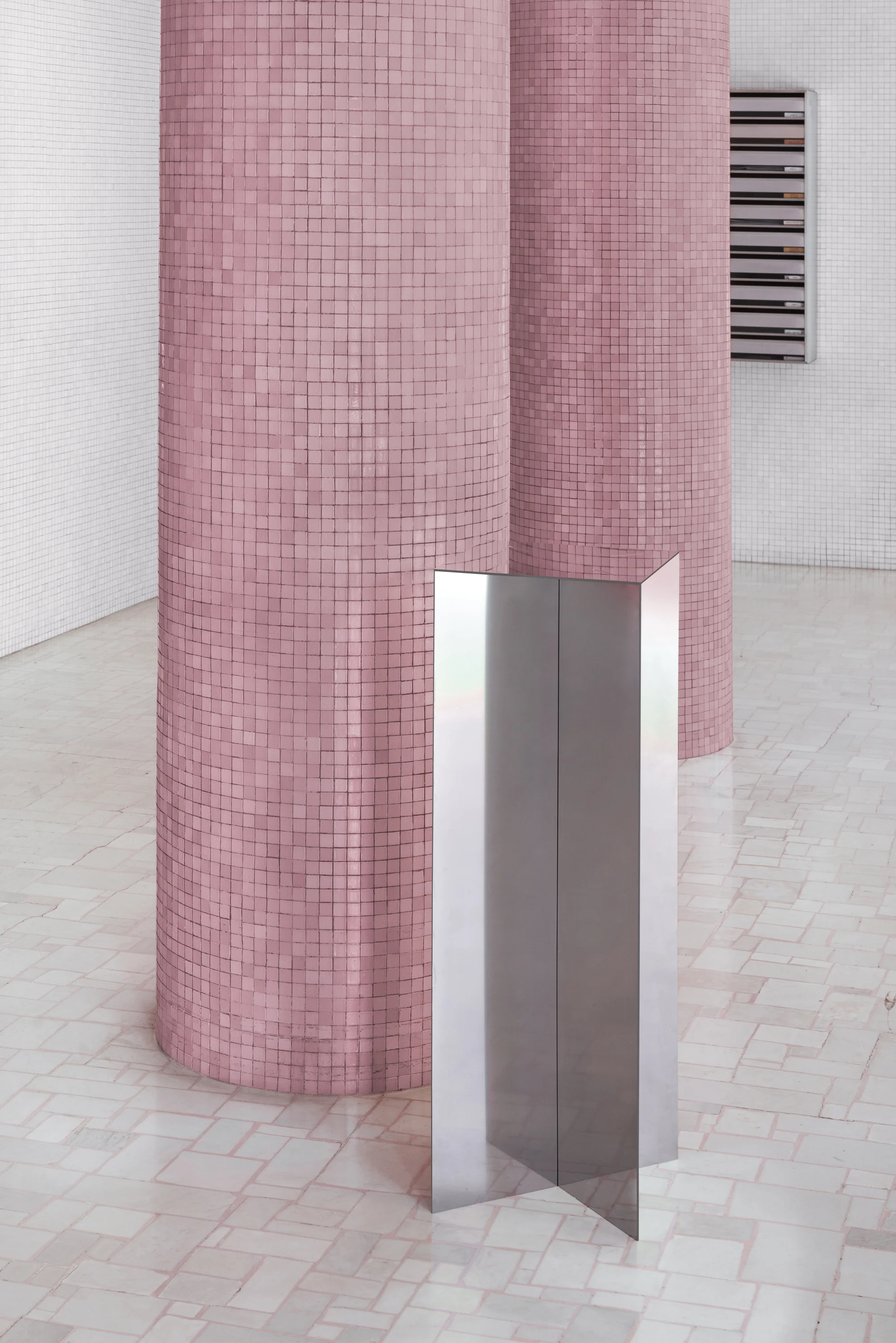 NM03 Podium - Image 3