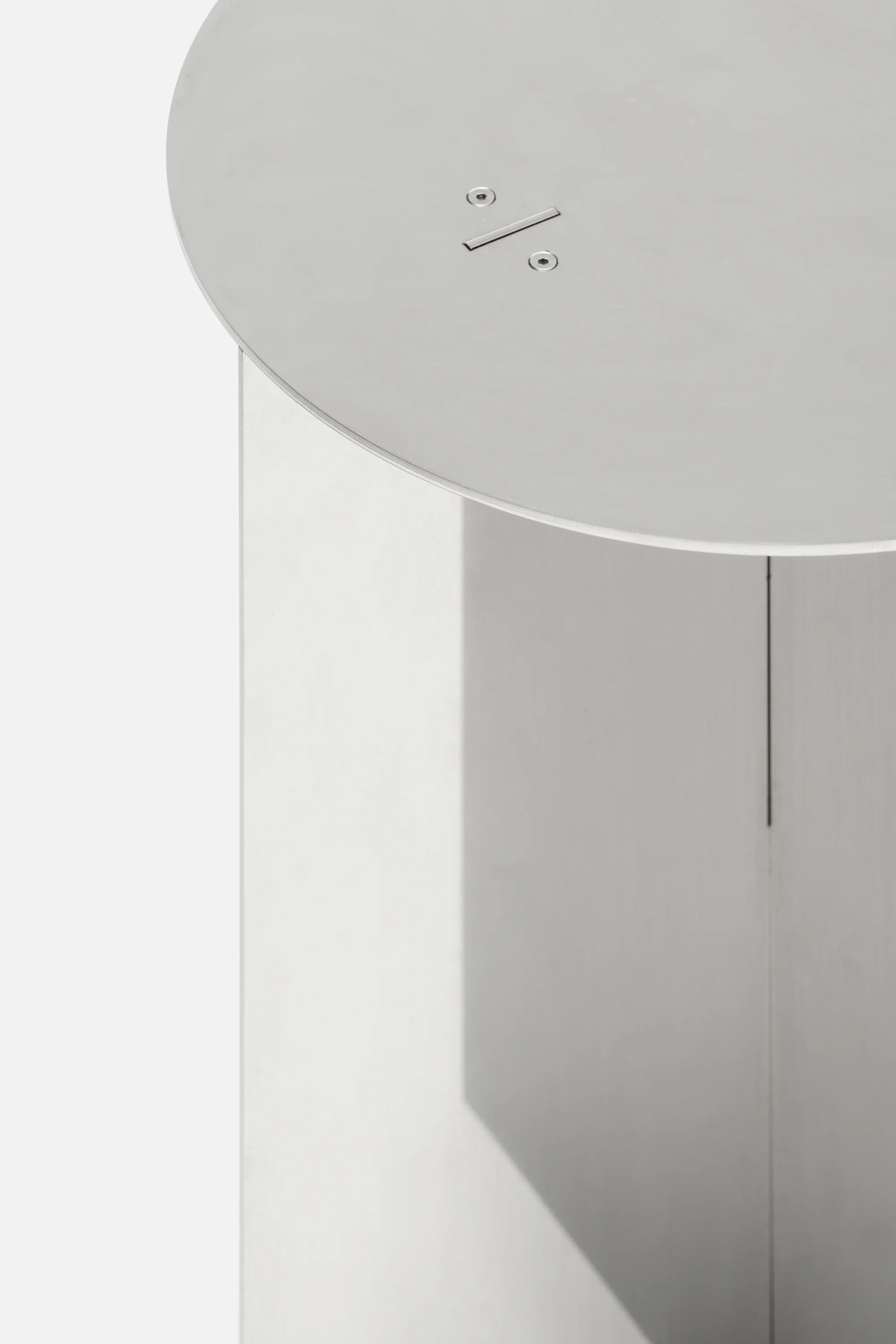 NM06 Stool / Side Table - Image 3