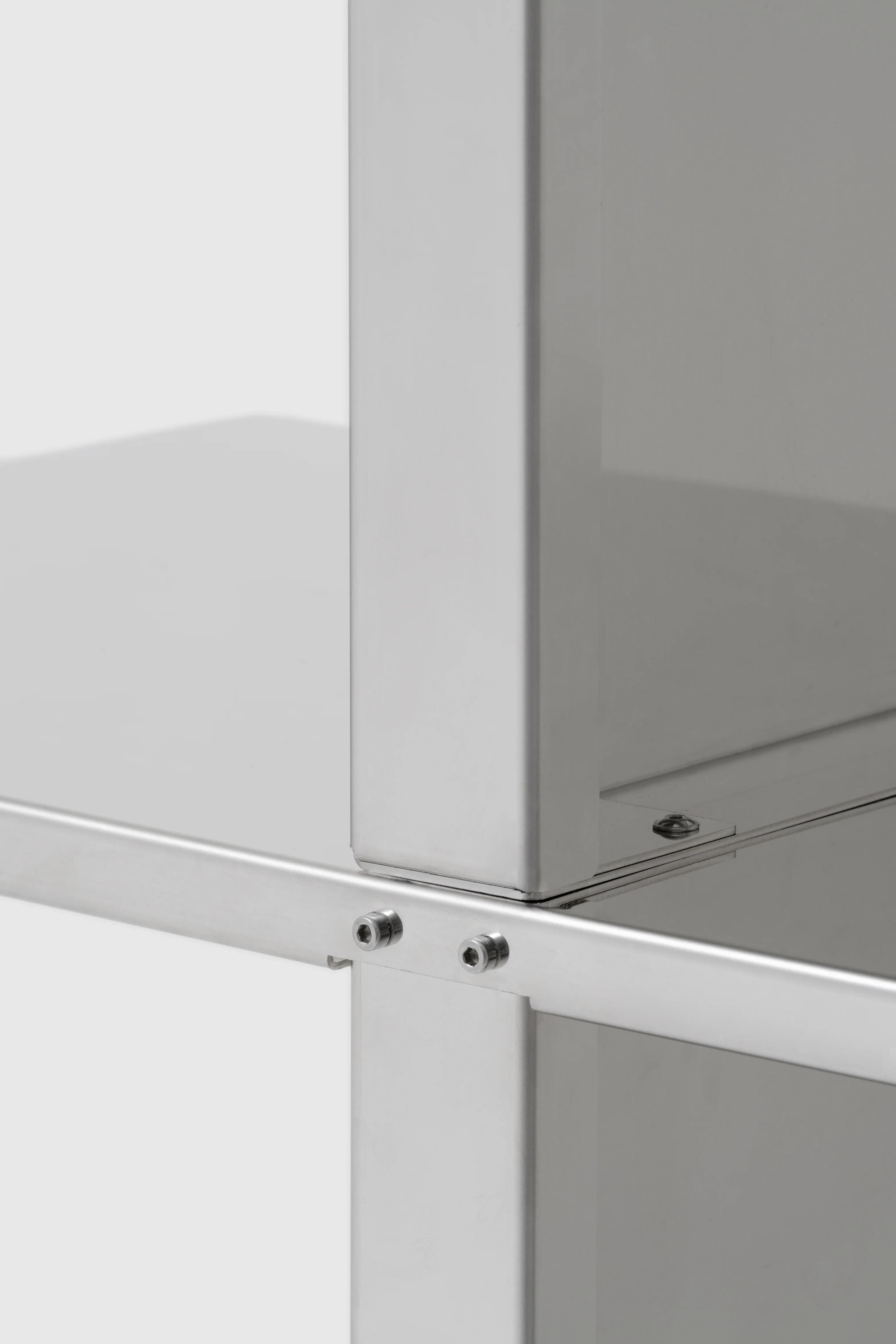 NM26 Bookshelf - Image 7