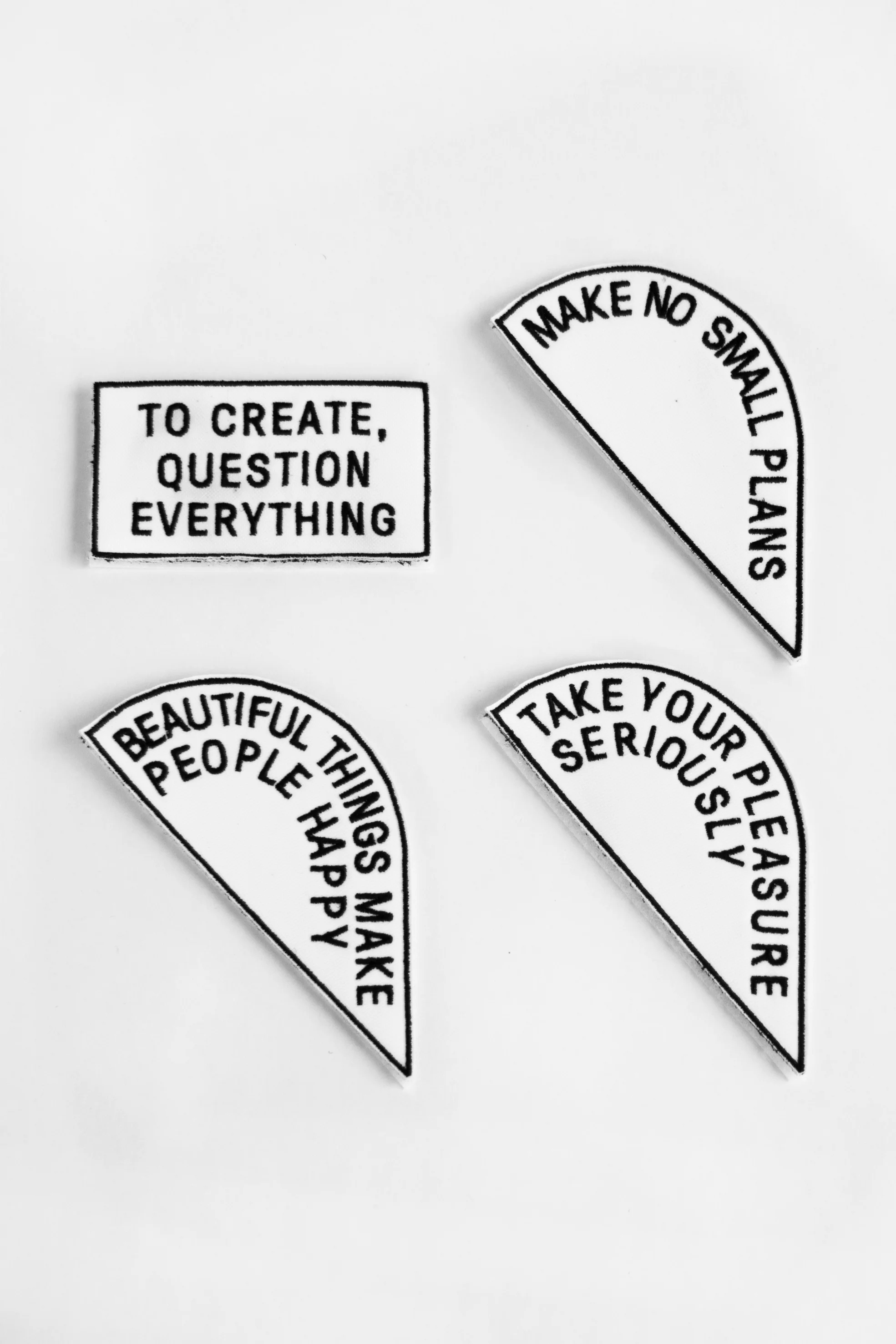 4 Patches Monochromatic Mix - Image 5