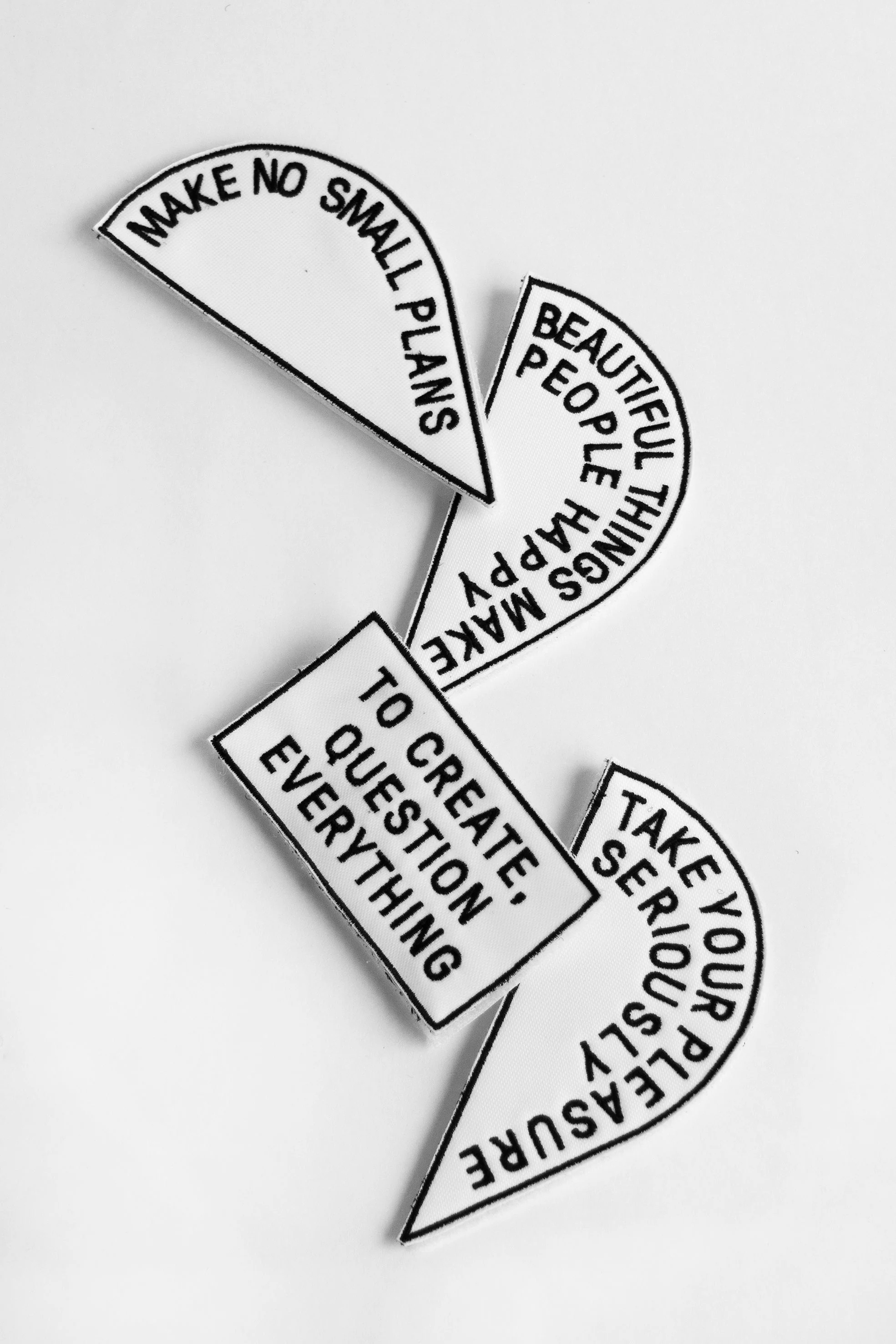 4 Patches Monochromatic Mix - Image 7