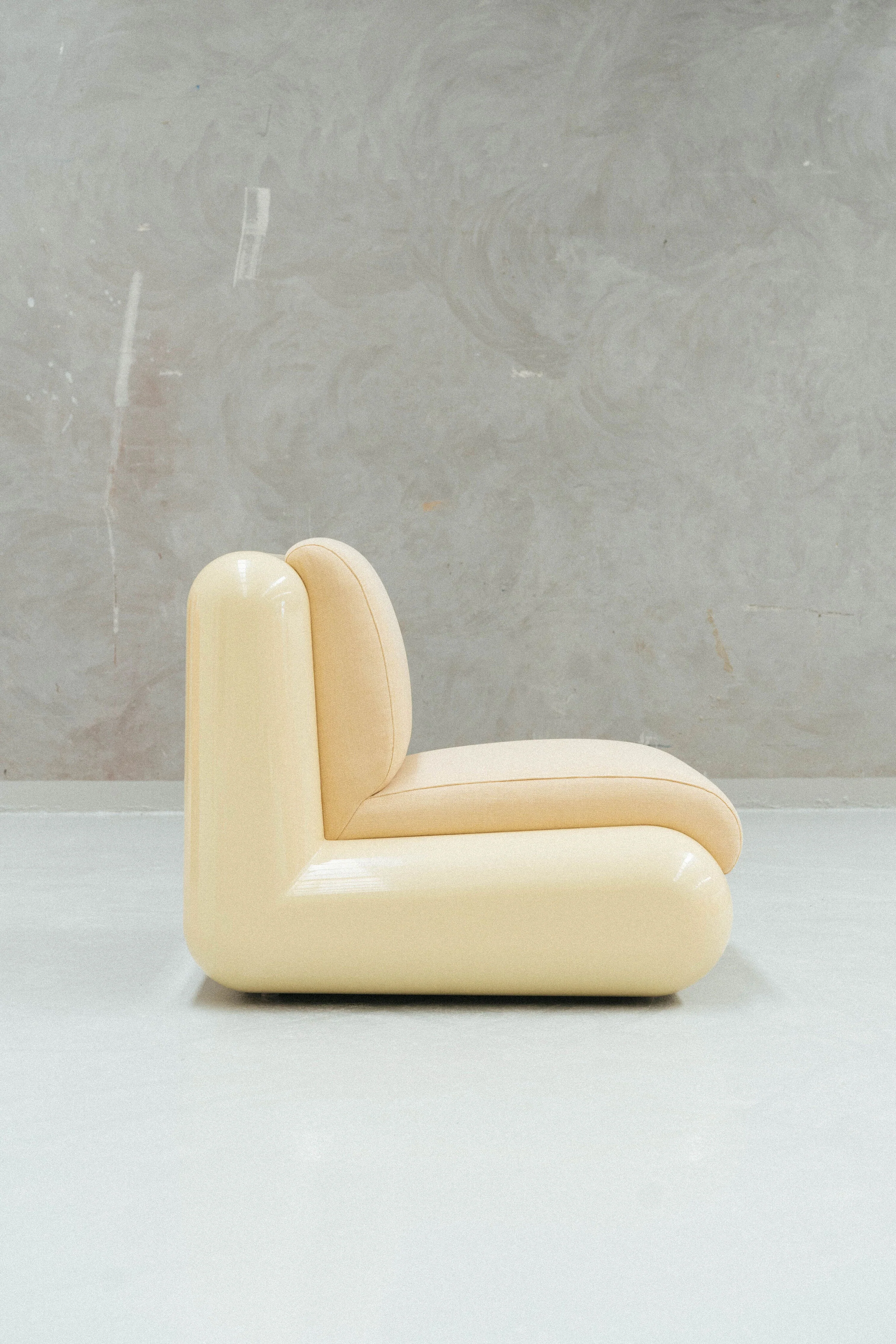 T4 chair - Image 10
