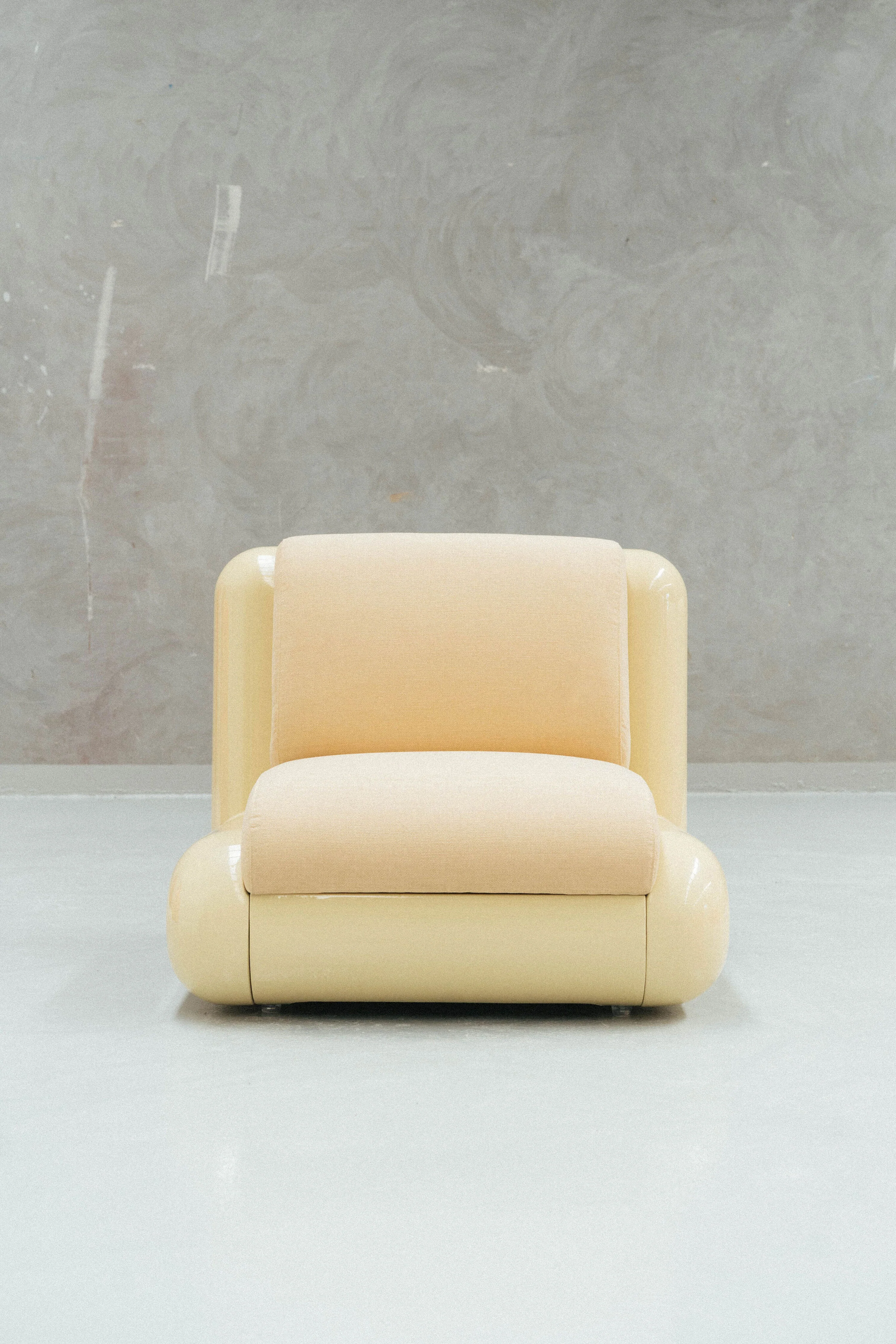 T4 chair - Image 7