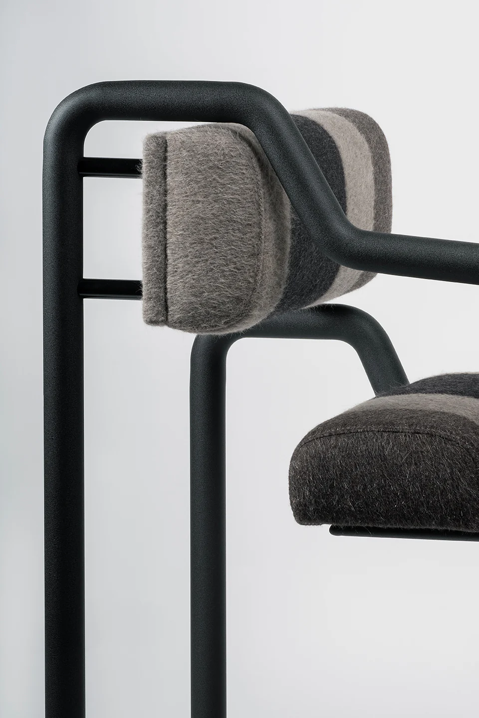 Tubie chair - Image 4